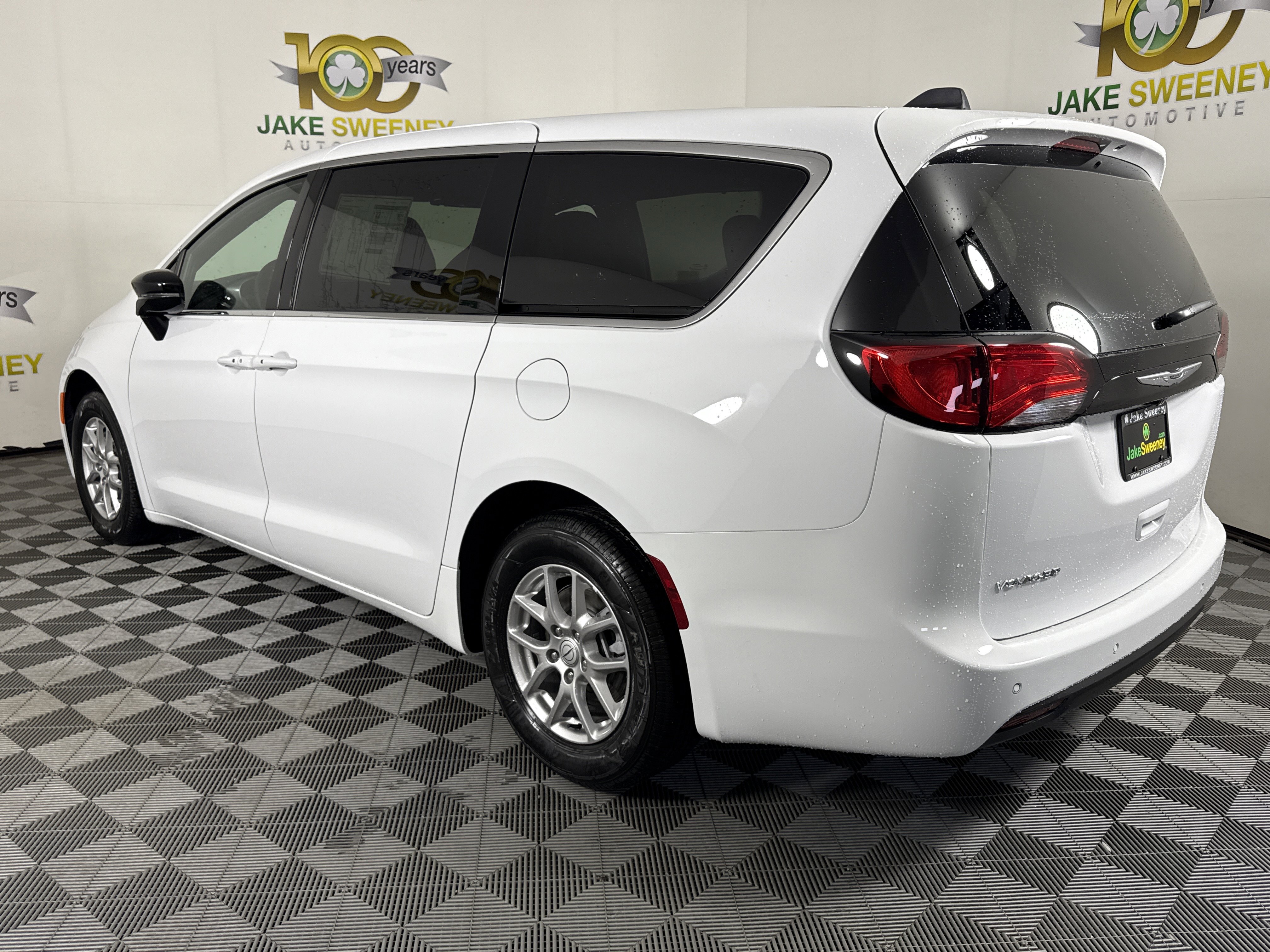 New 2026 Chrysler Voyager LX FWD image 6