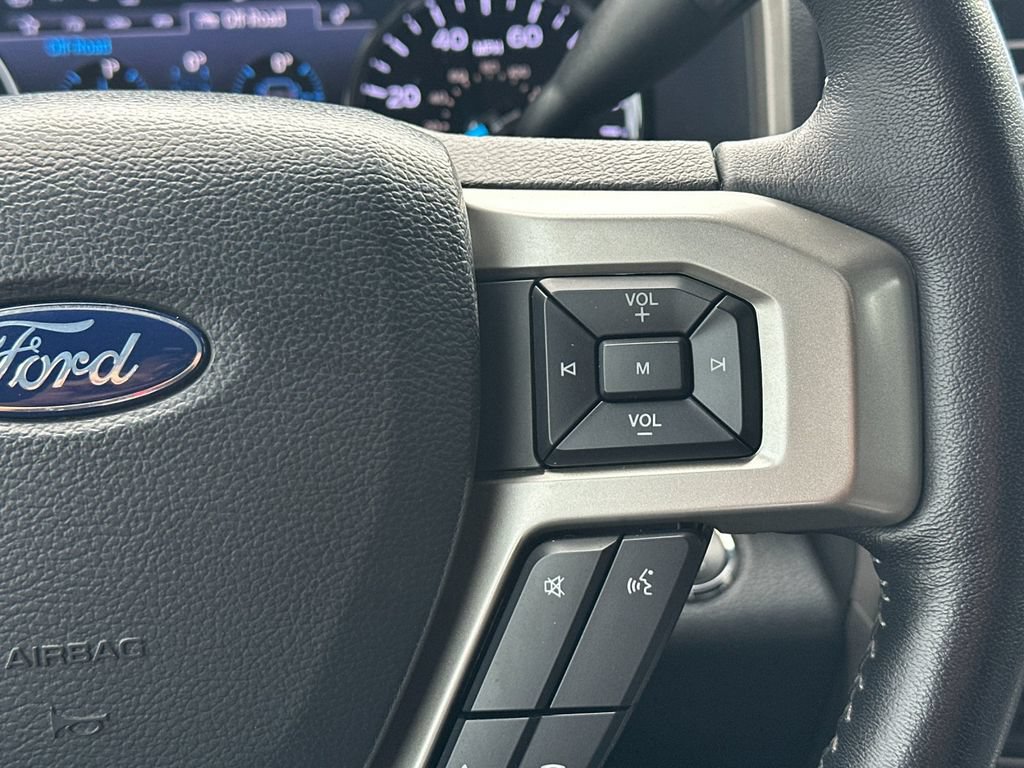 Used 2022 Ford F250 Lariat w/ Lariat Ultimate Package AWD/4WD image 24