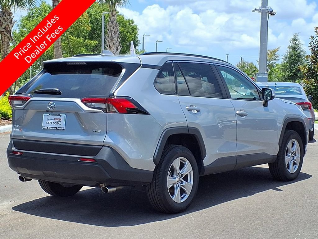 Used 2025 Toyota RAV4 XLE FWD image 7