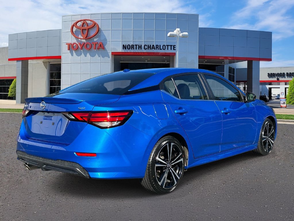 Used 2022 Nissan Sentra SR w/ Trunk Package FWD image 8