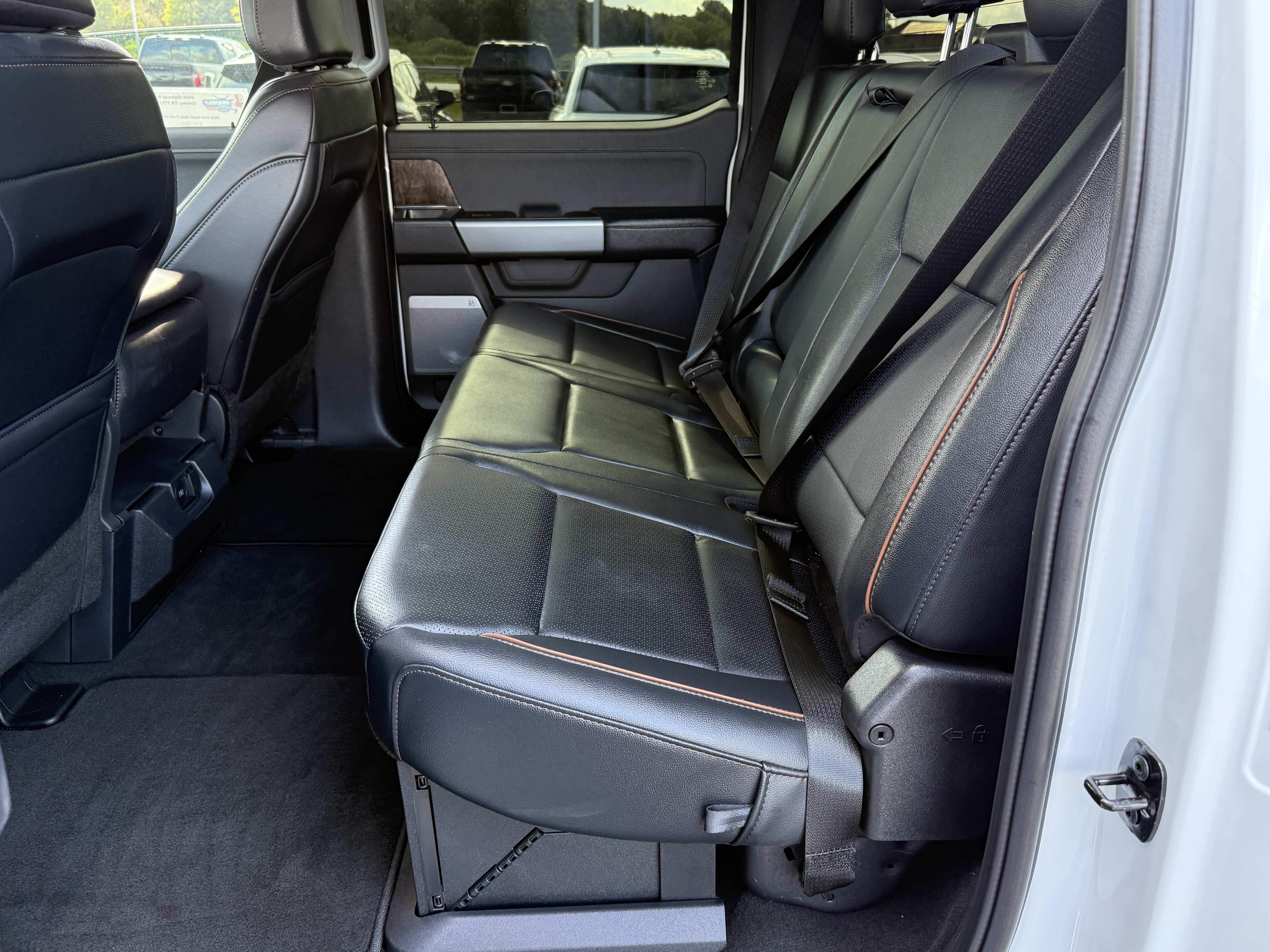 Used 2026 Ford F350 Lariat AWD/4WD image 29