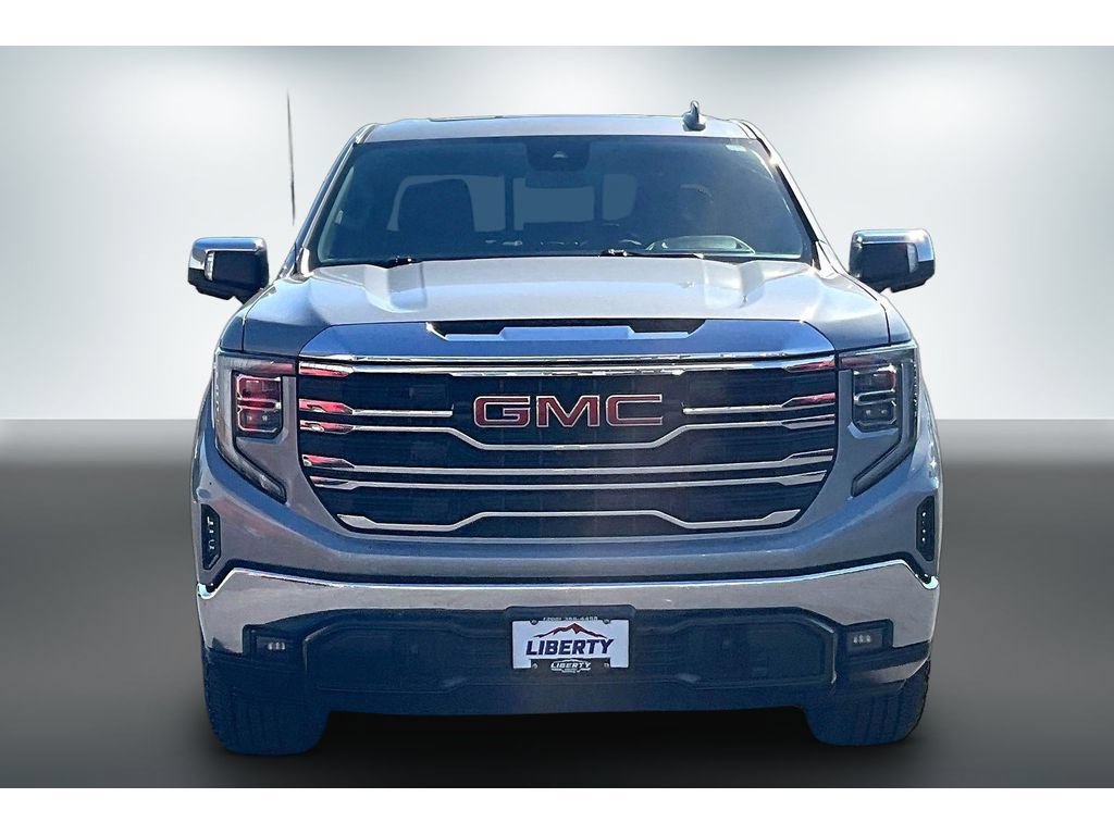 Used 2024 GMC Sierra 1500 SLT w/ SLT Premium Package AWD/4WD image 2