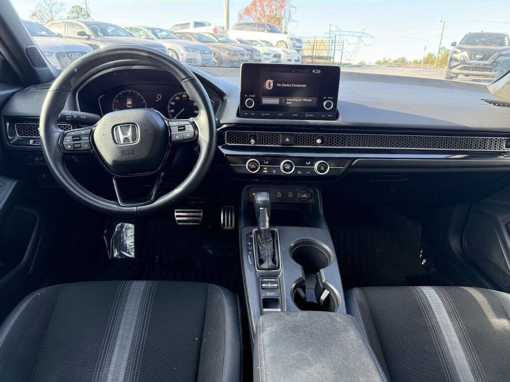 Used 2025 Honda Civic Sport image 15