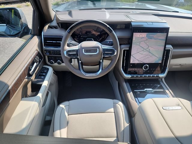 New 2026 GMC Yukon XL Denali w/ Denali Reserve Package AWD/4WD image 7
