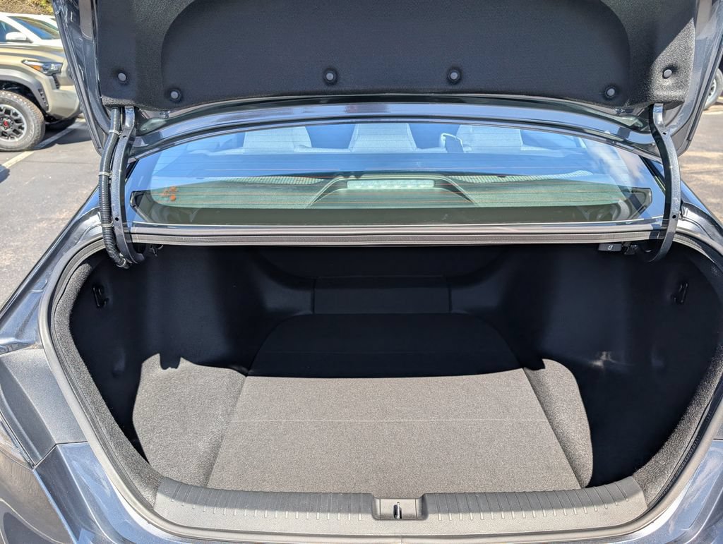 Used 2025 Honda Accord LX image 17
