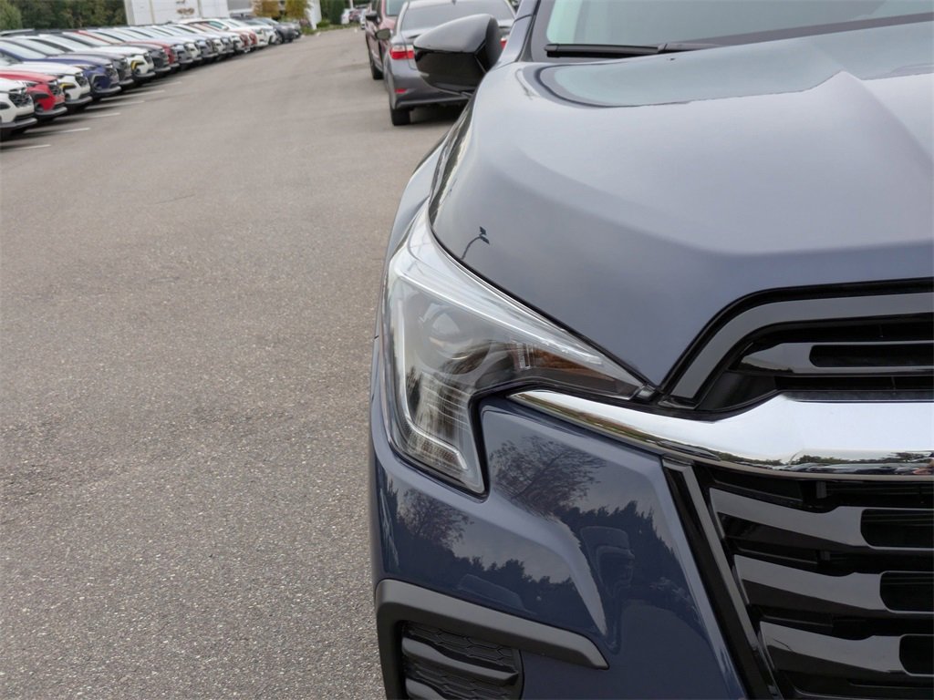 New 2025 Subaru Ascent Limited image 10