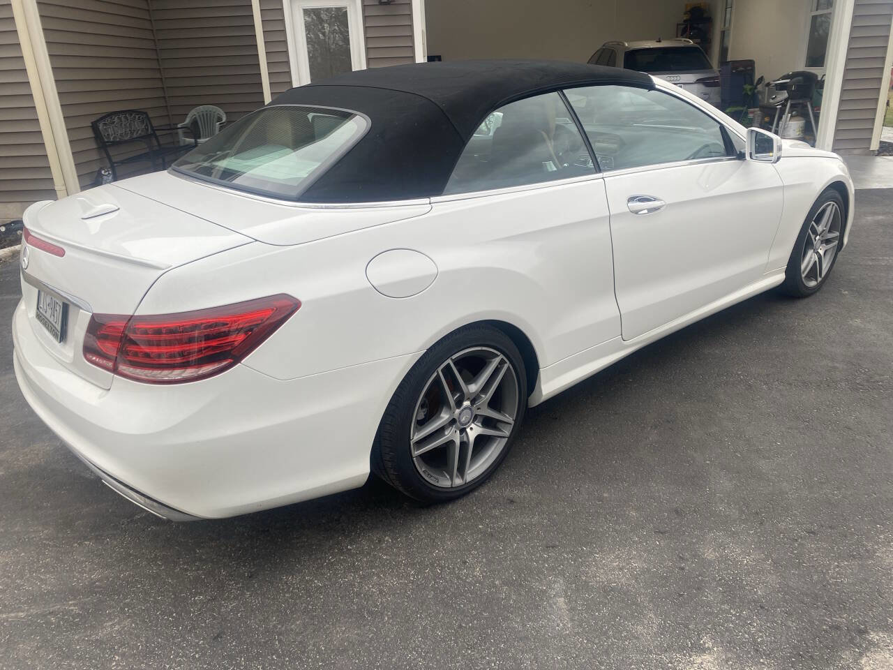 Used 2014 Mercedes-Benz E 550 Cabriolet image 4