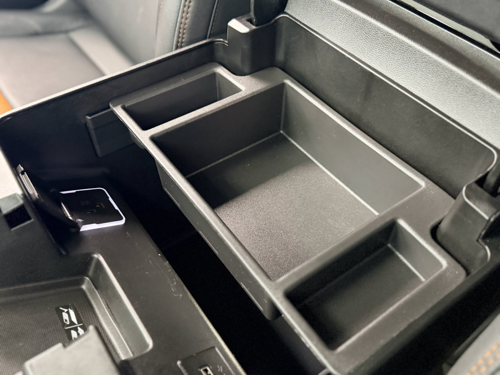 Used 2025 GMC Sierra 2500 AT4 image 30