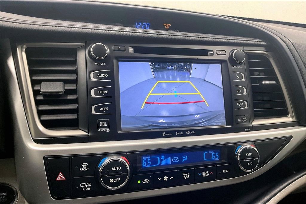 Used 2016 Toyota Highlander Limited Platinum image 19