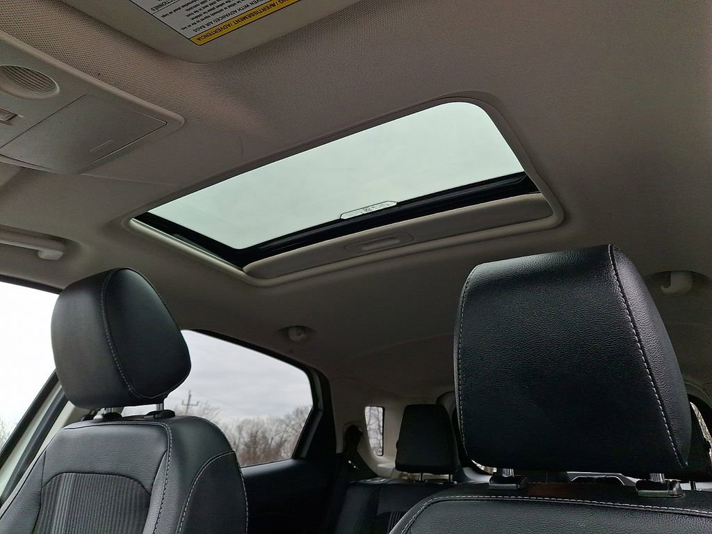 Certified 2022 Ford EcoSport SES w/ Interior Protection Package AWD/4WD image 16