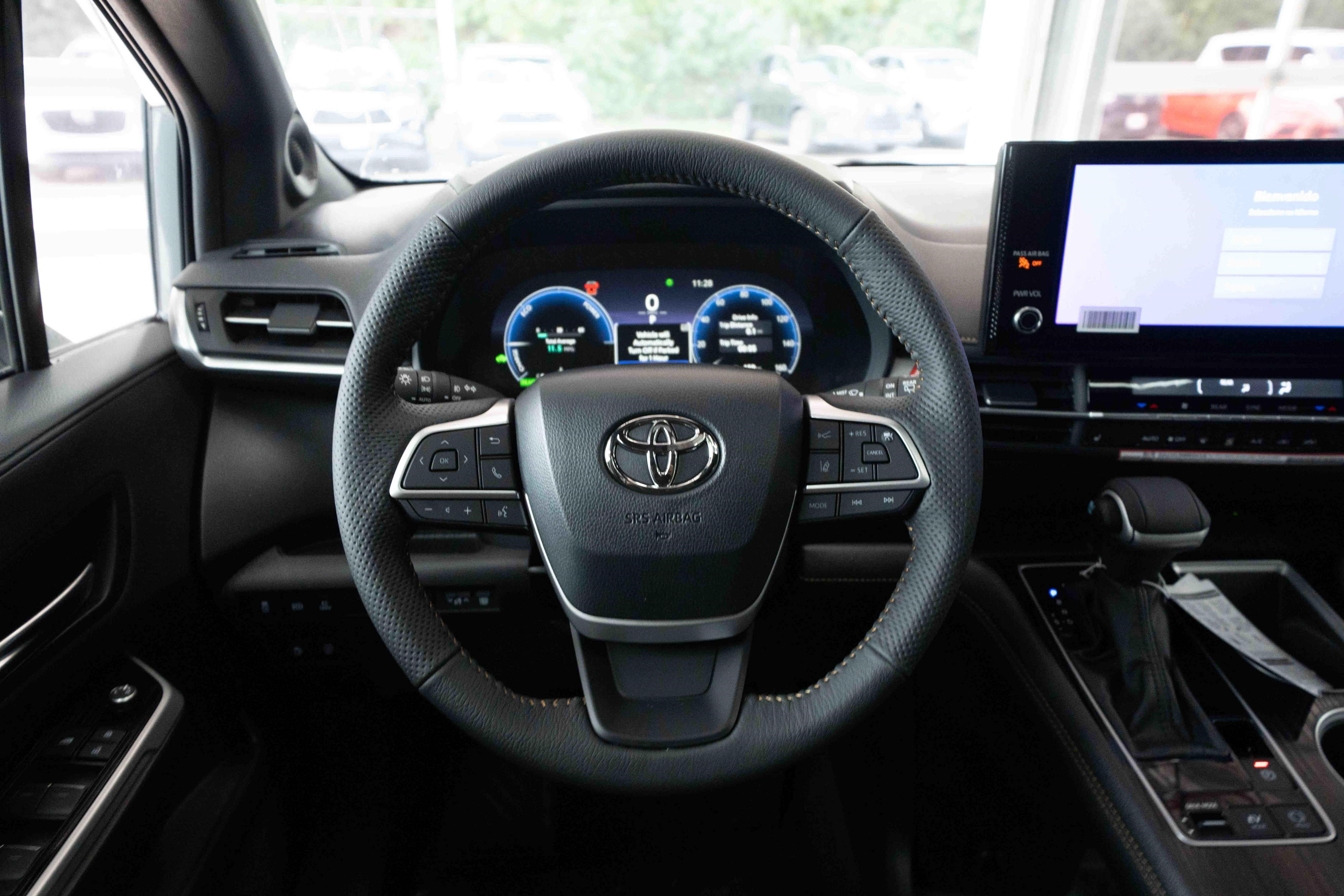 New 2026 Toyota Sienna XLE Woodland Edition AWD/4WD image 21