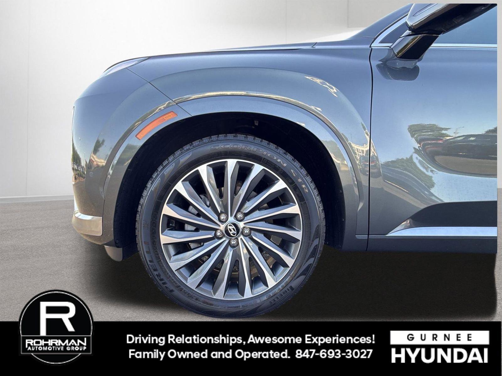 Used 2023 Hyundai Palisade Calligraphy w/ Cargo Package AWD/4WD image 12
