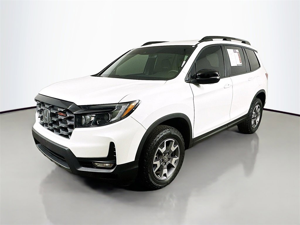 Used 2022 Honda Passport TrailSport image 3