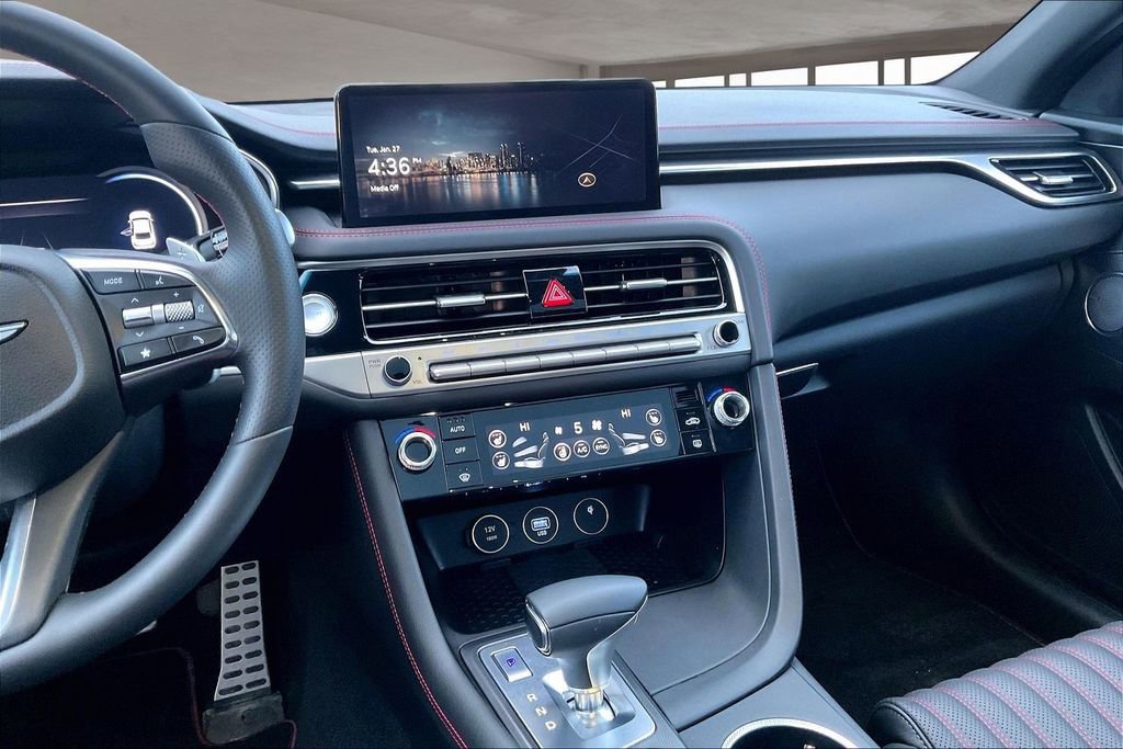 Used 2025 Genesis G70 2.5T w/ Sport Prestige Package image 9