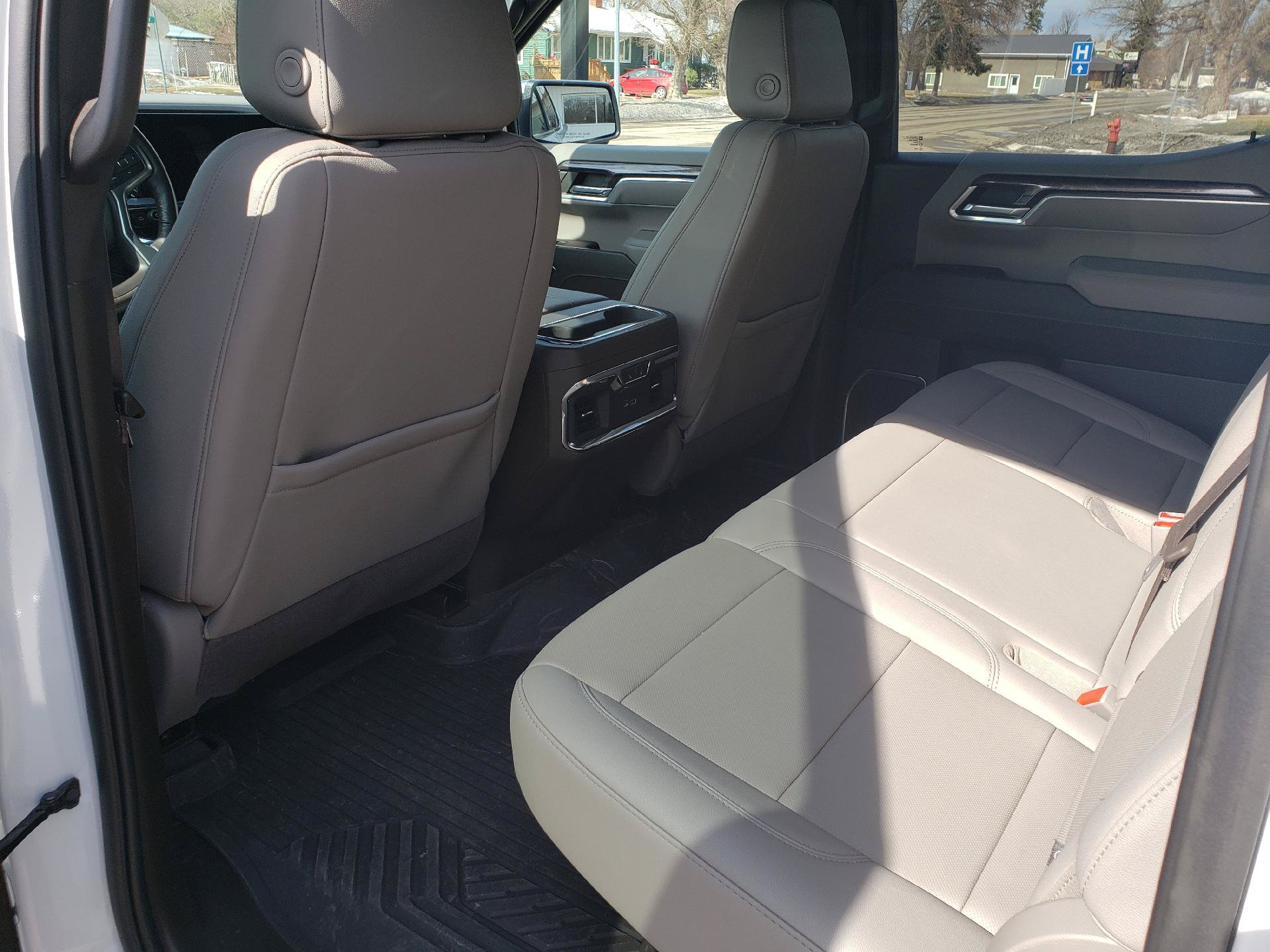 Used 2023 Chevrolet Silverado 1500 LTZ w/ Technology Package AWD/4WD image 11