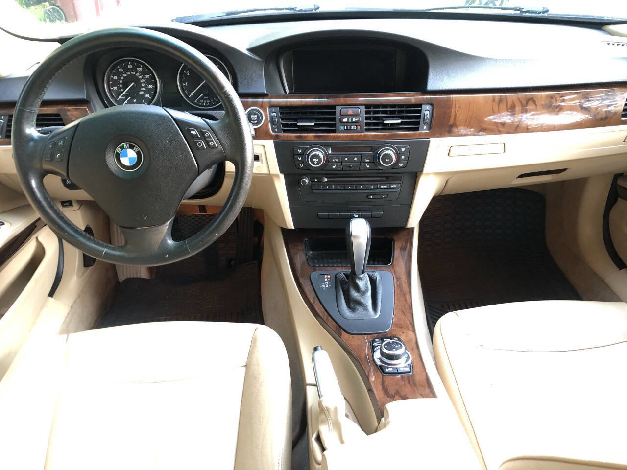 Used 2012 BMW 328i xDrive Wagon image 13