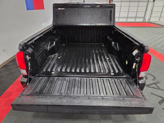 Used 2016 Toyota Tacoma TRD Sport image 29