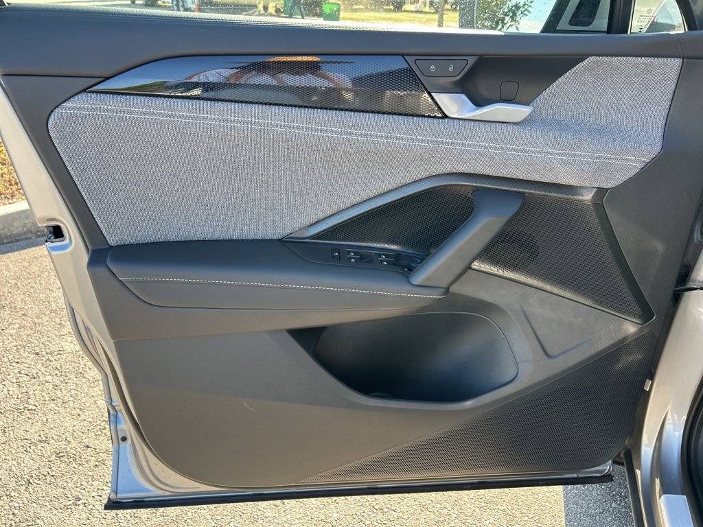 New 2026 Volkswagen Tiguan S image 16