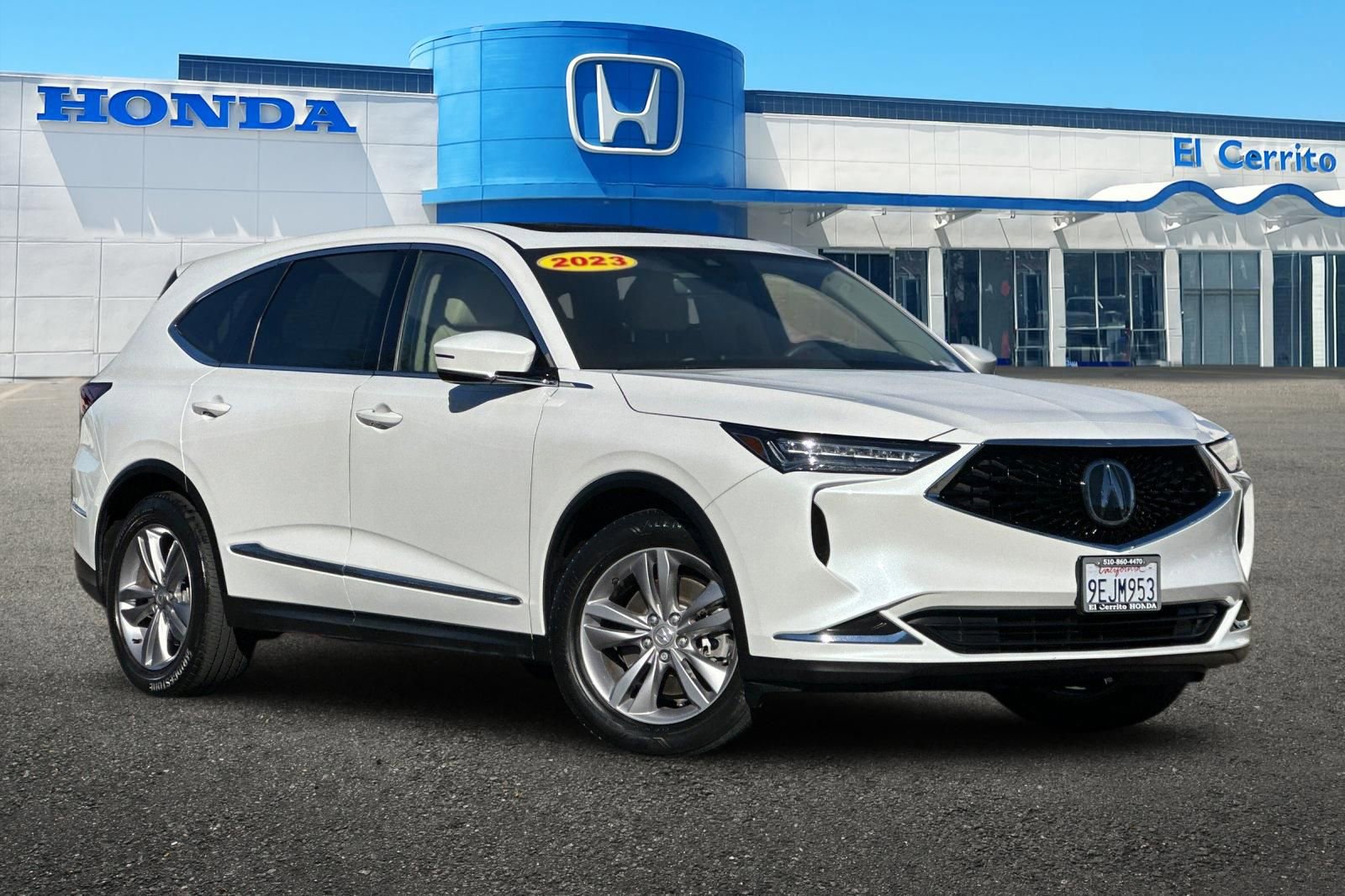 Used 2023 Acura MDX SH-AWD image 1