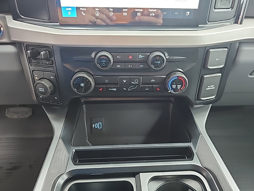 New 2026 Ford F250 XLT w/ XLT Premium Package image 17