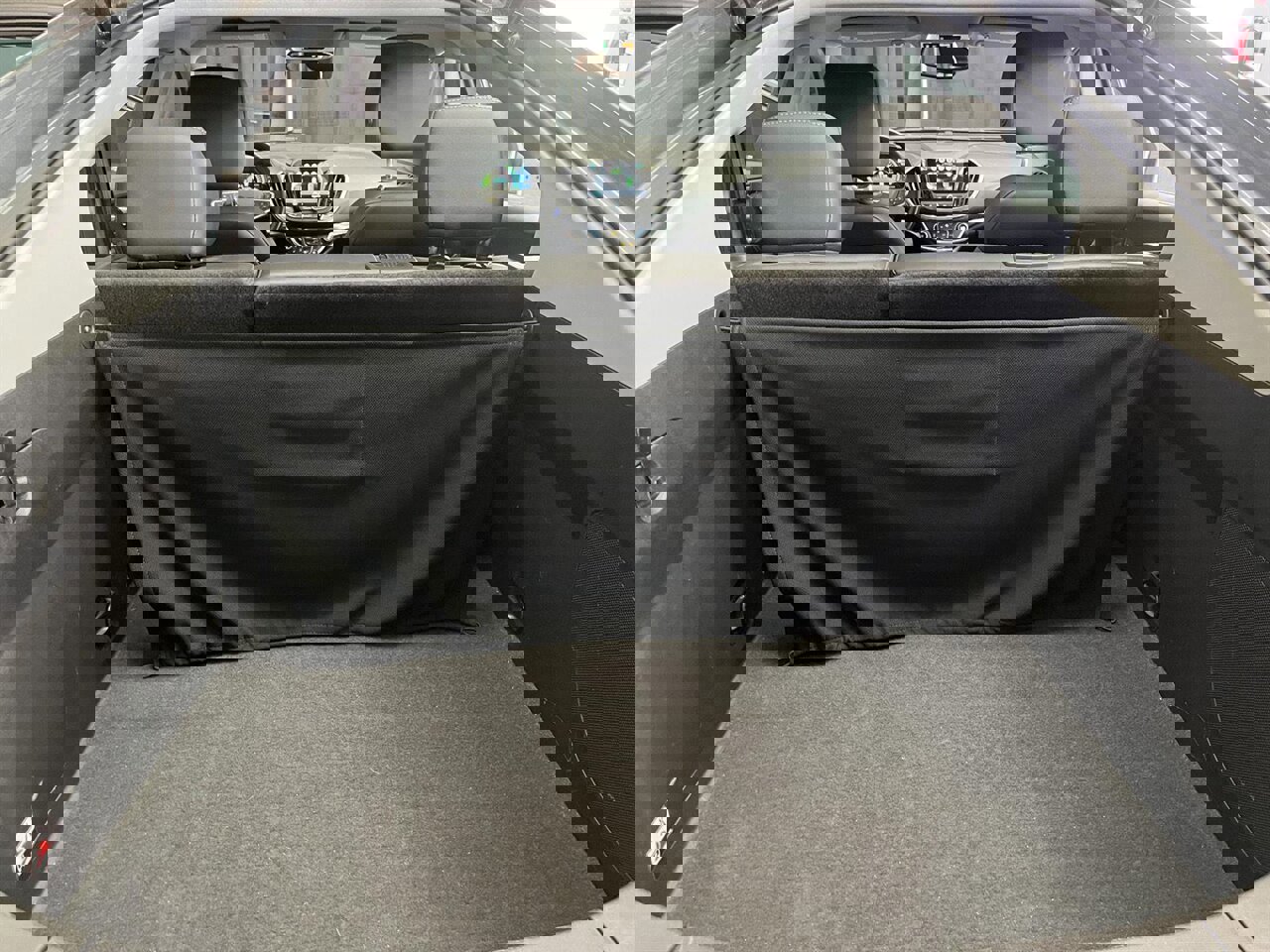 Used 2018 Chevrolet Volt Premier w/ Driver Confidence Package image 26