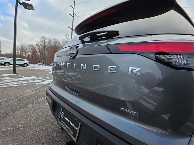 Certified 2022 Nissan Pathfinder S image 27