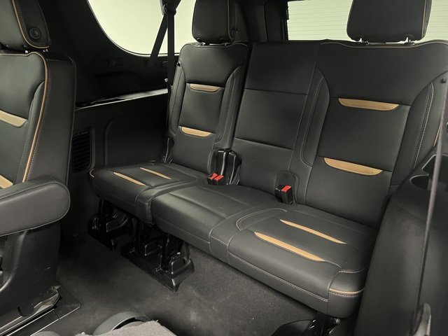 Used 2024 GMC Yukon XL AT4 image 46
