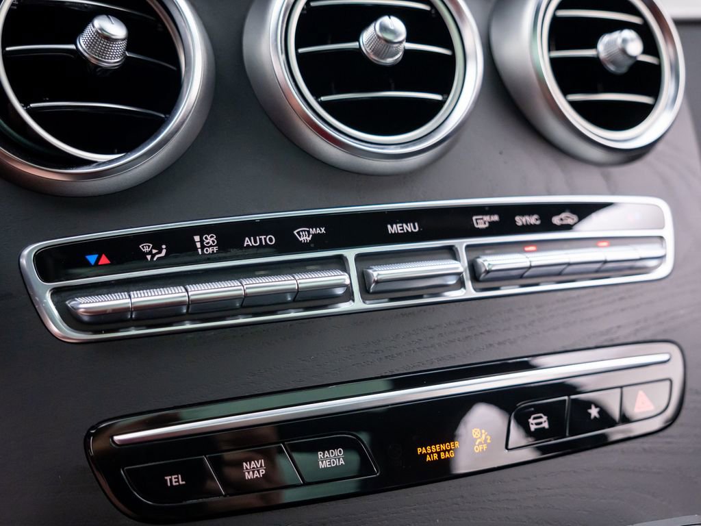 Used 2022 Mercedes-Benz GLC 43 AMG 4MATIC image 27