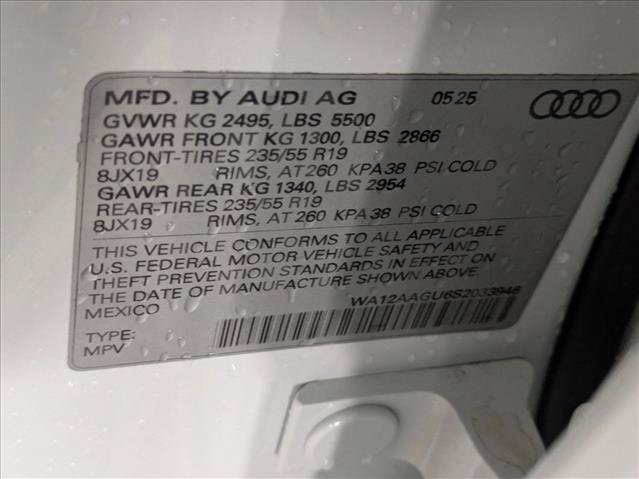 New 2025 Audi Q5 Premium Plus w/ Premium Plus AWD/4WD image 19