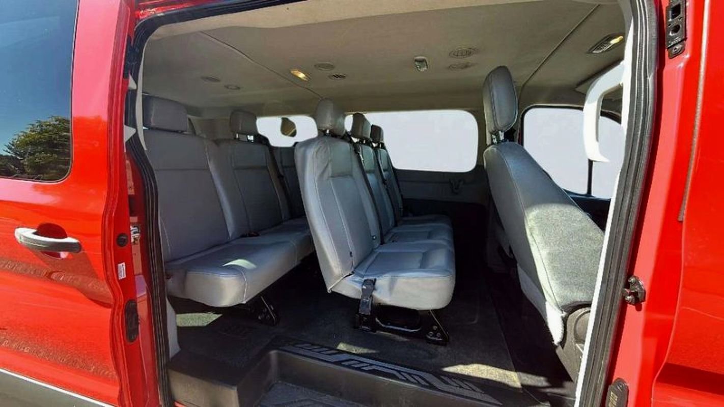 Used 2016 Ford Transit 150 XL image 18