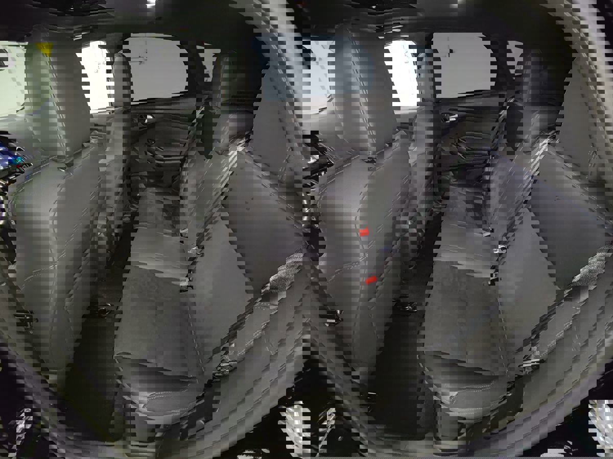 Used 2017 Ford Focus RS image 46