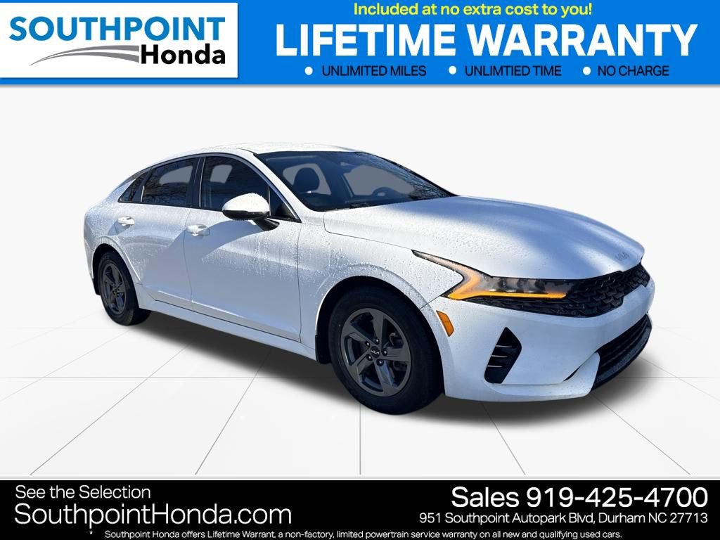 Used 2022 Kia K5 LX image 1