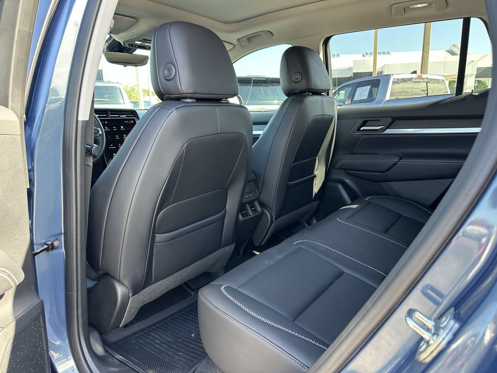 Used 2026 GMC Terrain Denali AWD/4WD image 18