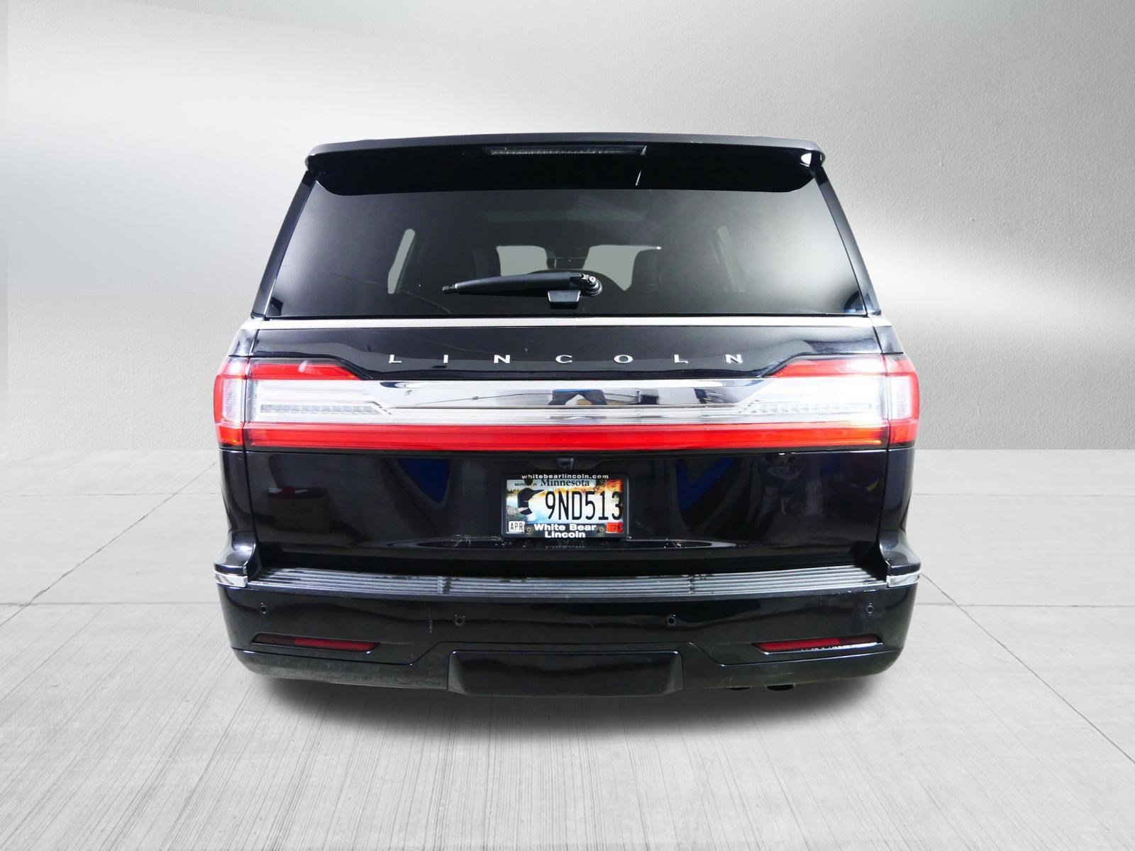 Used 2020 Lincoln Navigator Reserve w/ Equipment Group 208A Reserve image 6