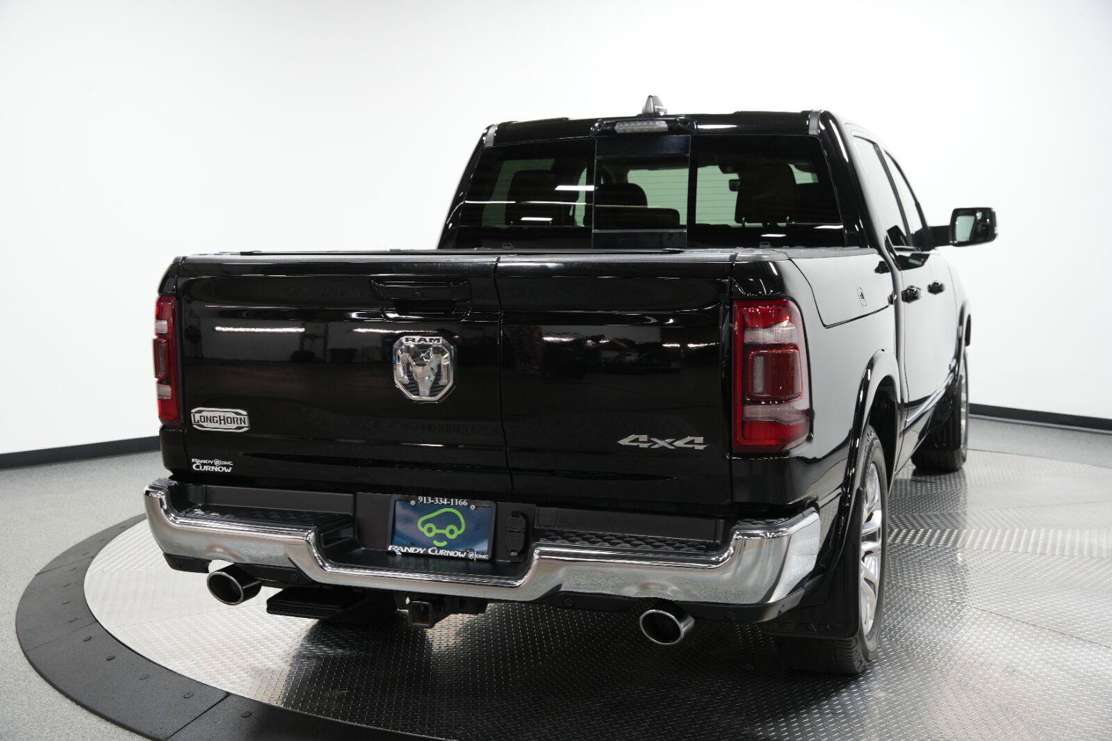 Used 2023 RAM 1500 Limited AWD/4WD image 11