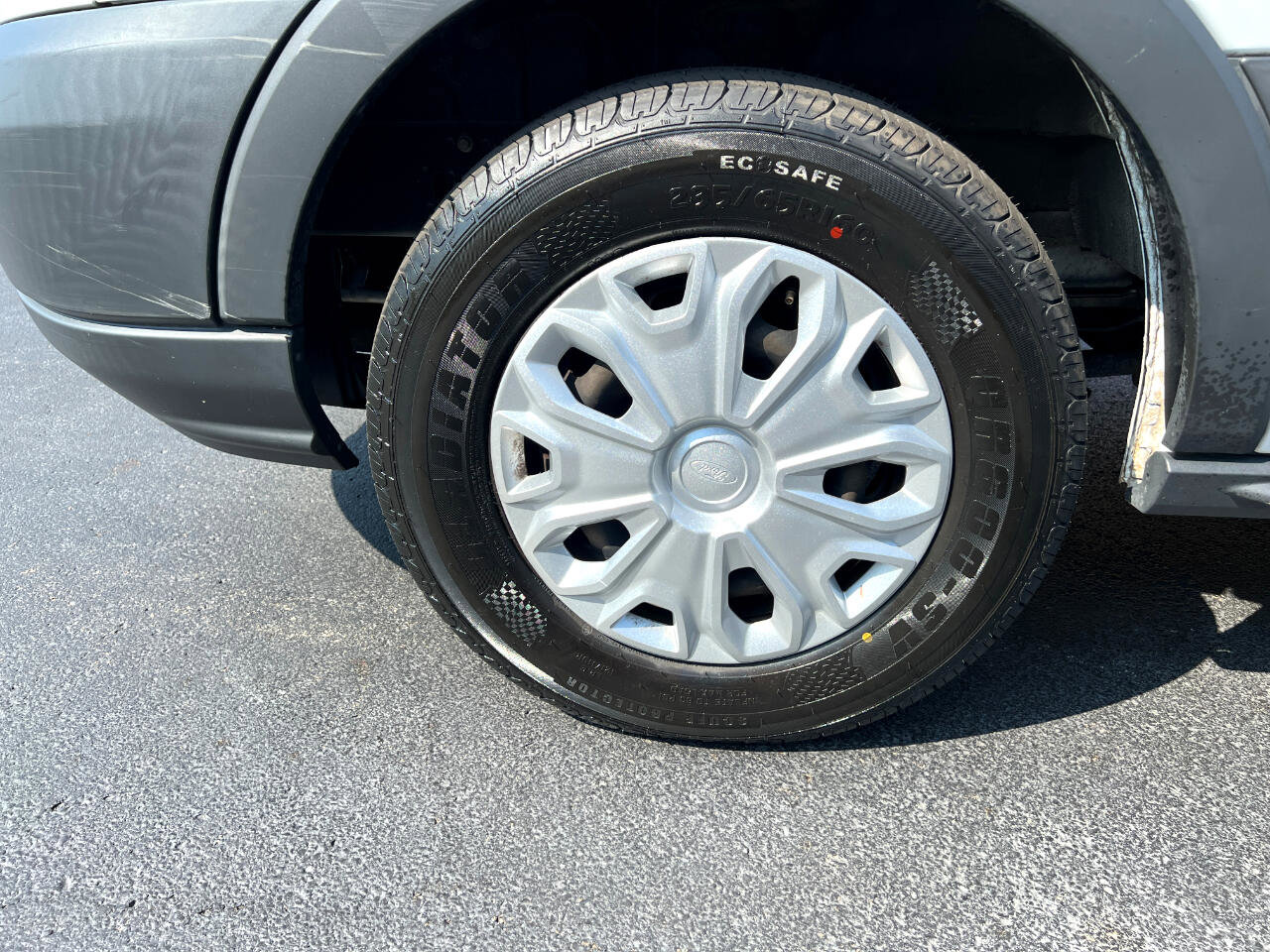 Used 2016 Ford Transit 150 XLT image 10