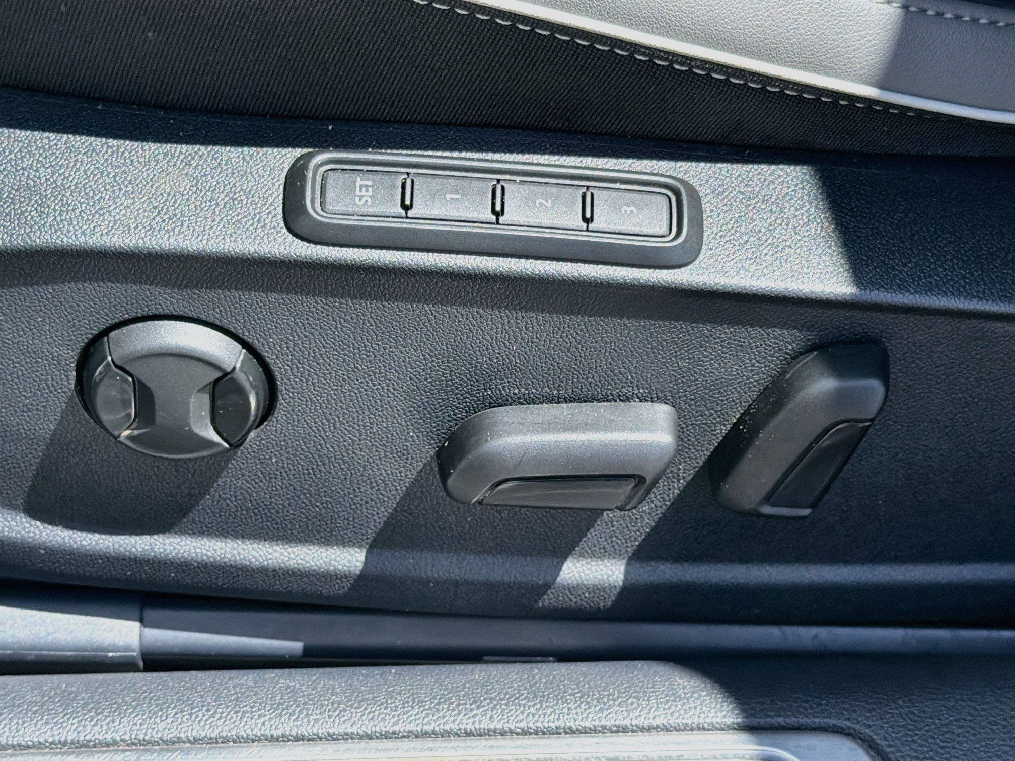 Certified 2023 Volkswagen Arteon SEL AWD/4WD image 22
