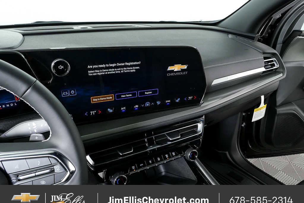New 2026 Chevrolet Traverse LT image 12