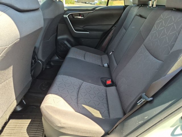 Used 2021 Toyota RAV4 XLE w/ Convenience Package AWD/4WD image 20