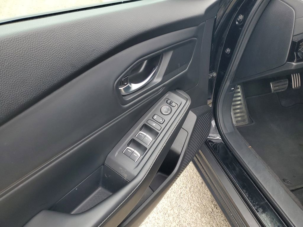 Used 2024 Honda Accord Sport image 12