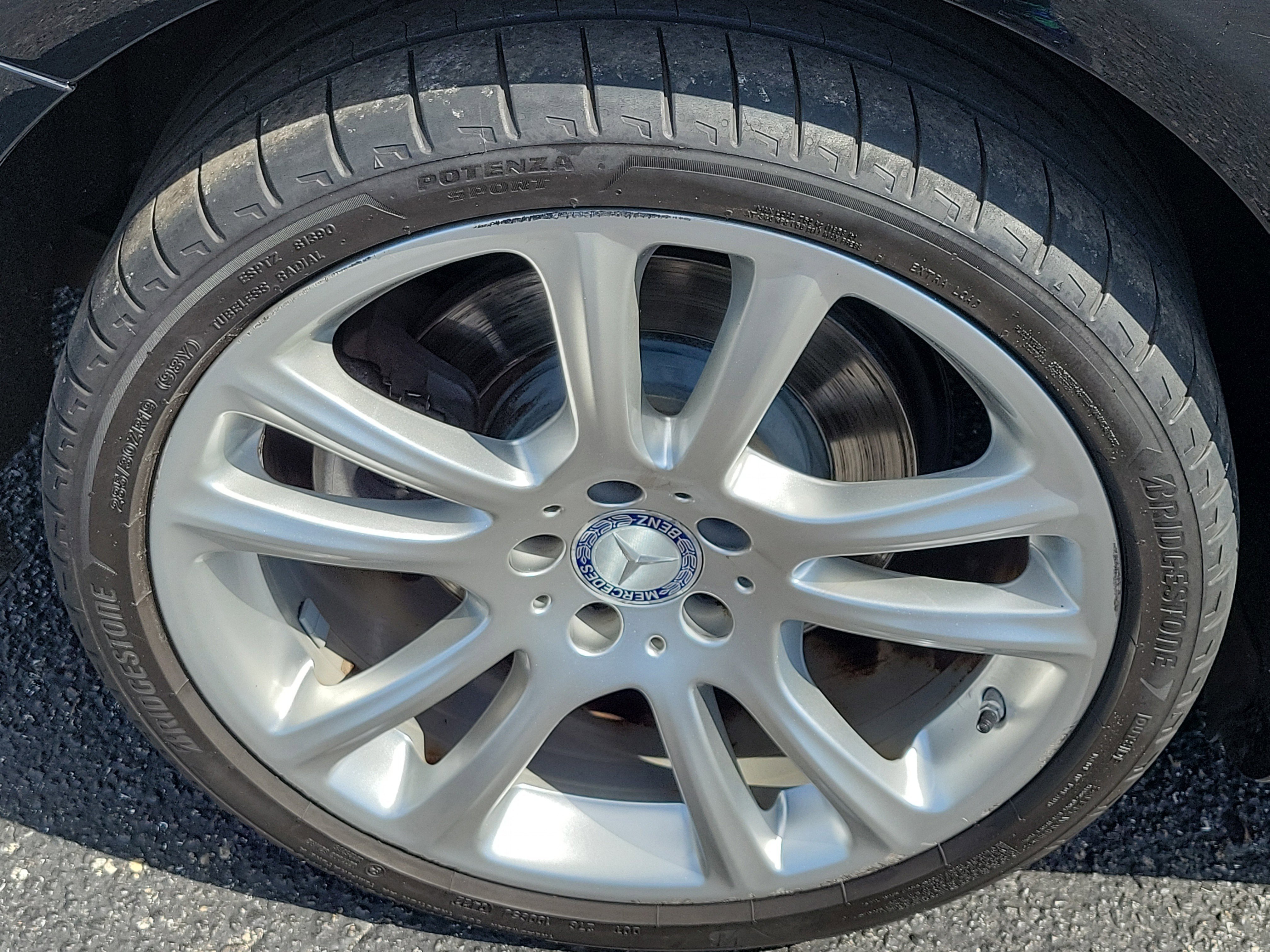 Used 2013 Mercedes-Benz SL 550 image 12