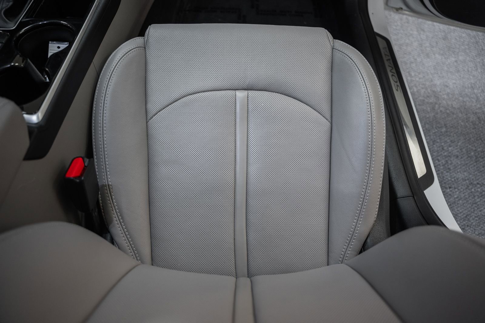 Used 2018 Hyundai Sonata Limited image 35