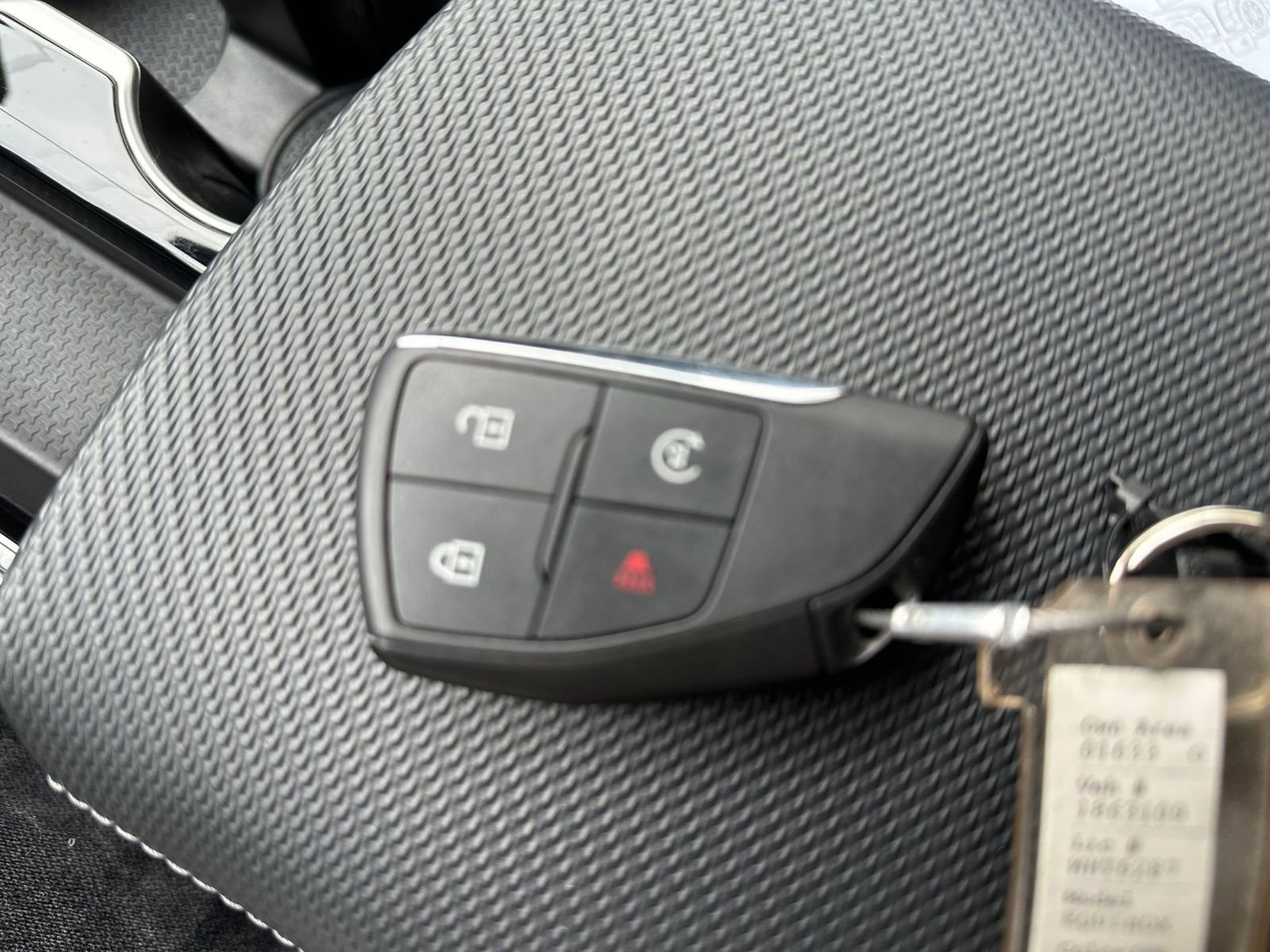 Used 2025 Chevrolet Equinox LT image 22