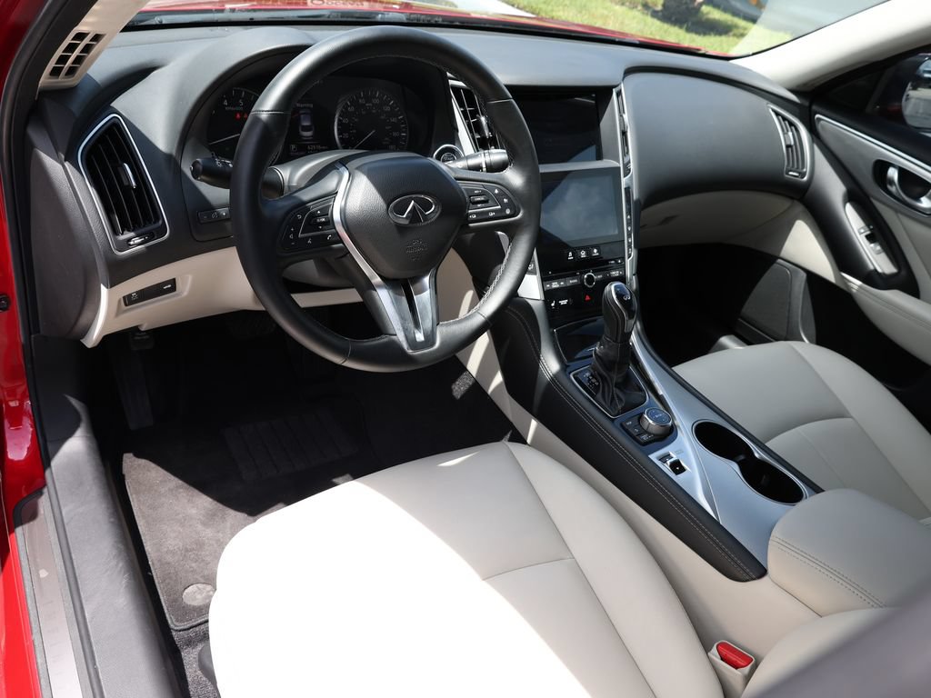 Used 2021 INFINITI Q50 Luxe w/ Cargo Package RWD image 13