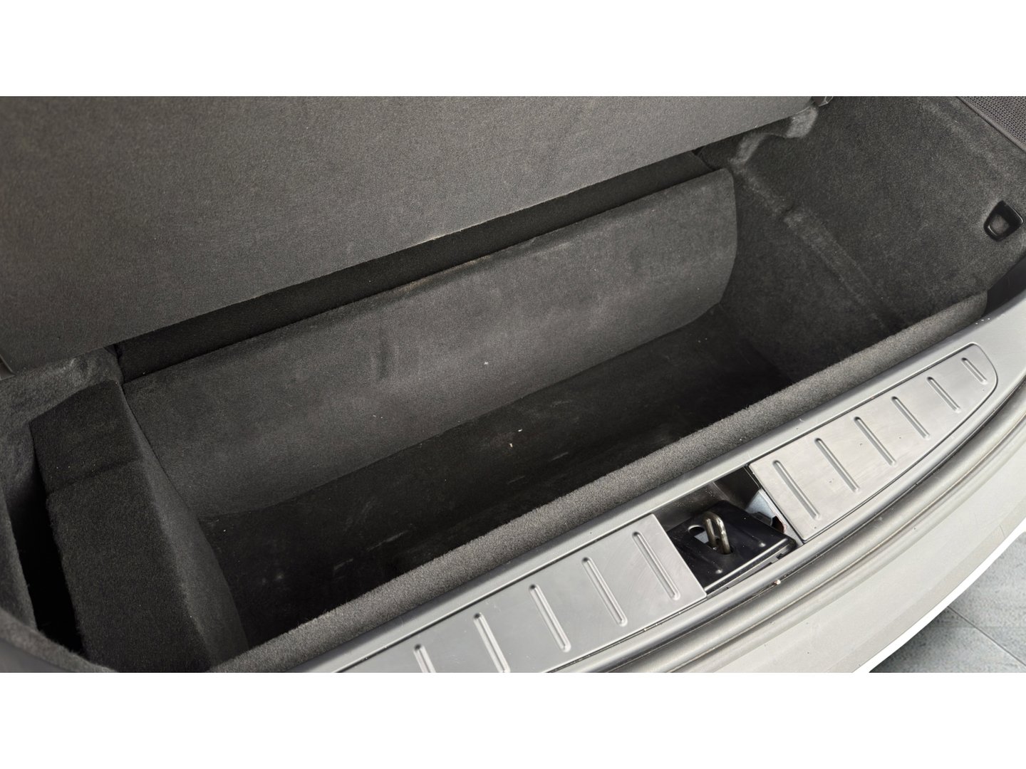 Used 2023 Tesla Model X image 50