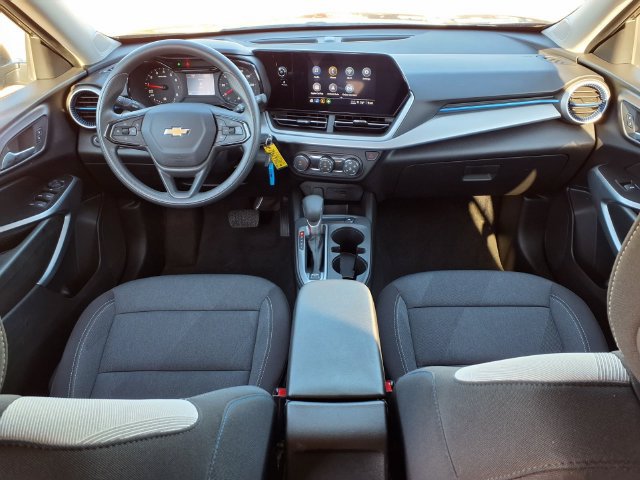 Used 2026 Chevrolet Trax LS w/ Driver Confidence Package FWD image 8