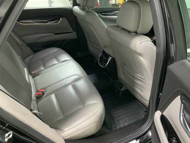 Used 2014 Cadillac XTS Luxury AWD/4WD image 20