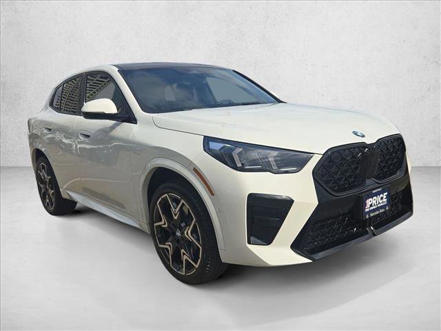 Used 2026 BMW X2 xDrive28i w/ Technology Package AWD/4WD image 3