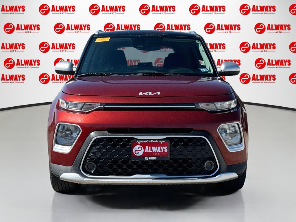 Used 2022 Kia Soul X-Line FWD image 2