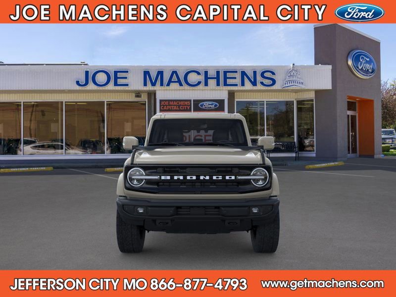 New 2025 Ford Bronco Outer Banks image 8